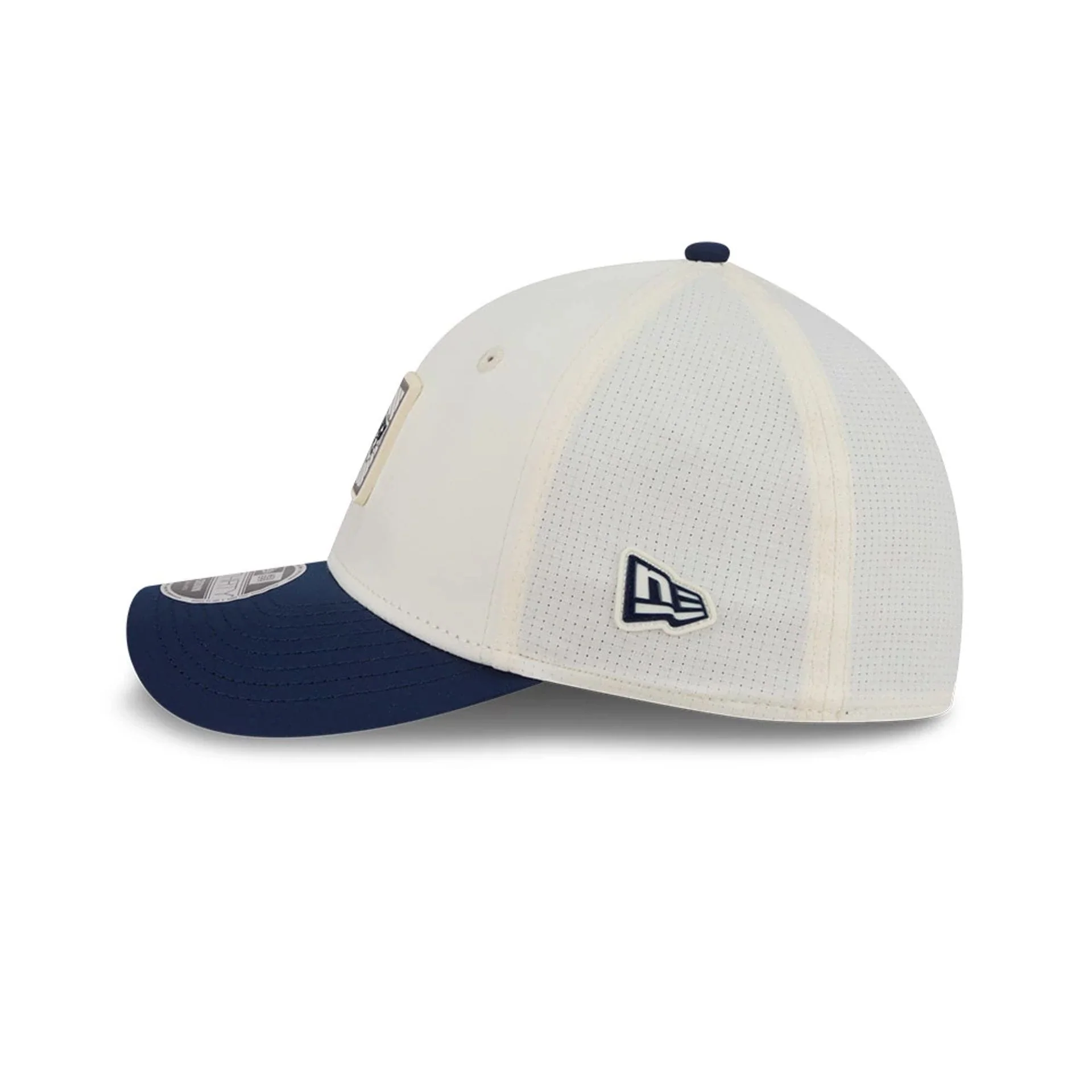 Patriots NFL Training 2026 White 39THIRTY M-Crown Stretch Fit Cap - Image 5