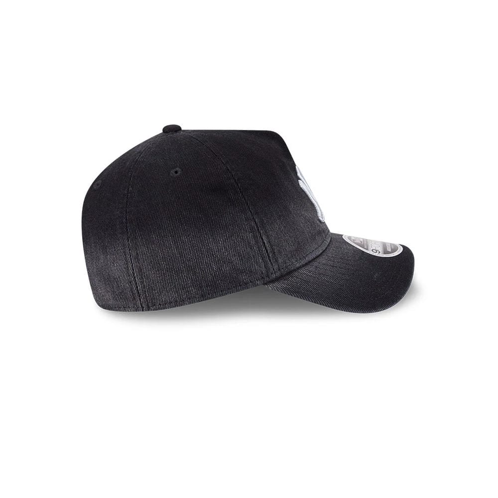 Yankees MLB Washed Denim Black 9FORTY A-Frame Unstructured Adjustable Cap - Image 6